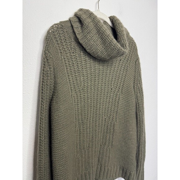 Banana Republic Sz M Chunky Mixed Stitch Turtleneck Sweater Tigers Eye Green - Picture 3 of 12